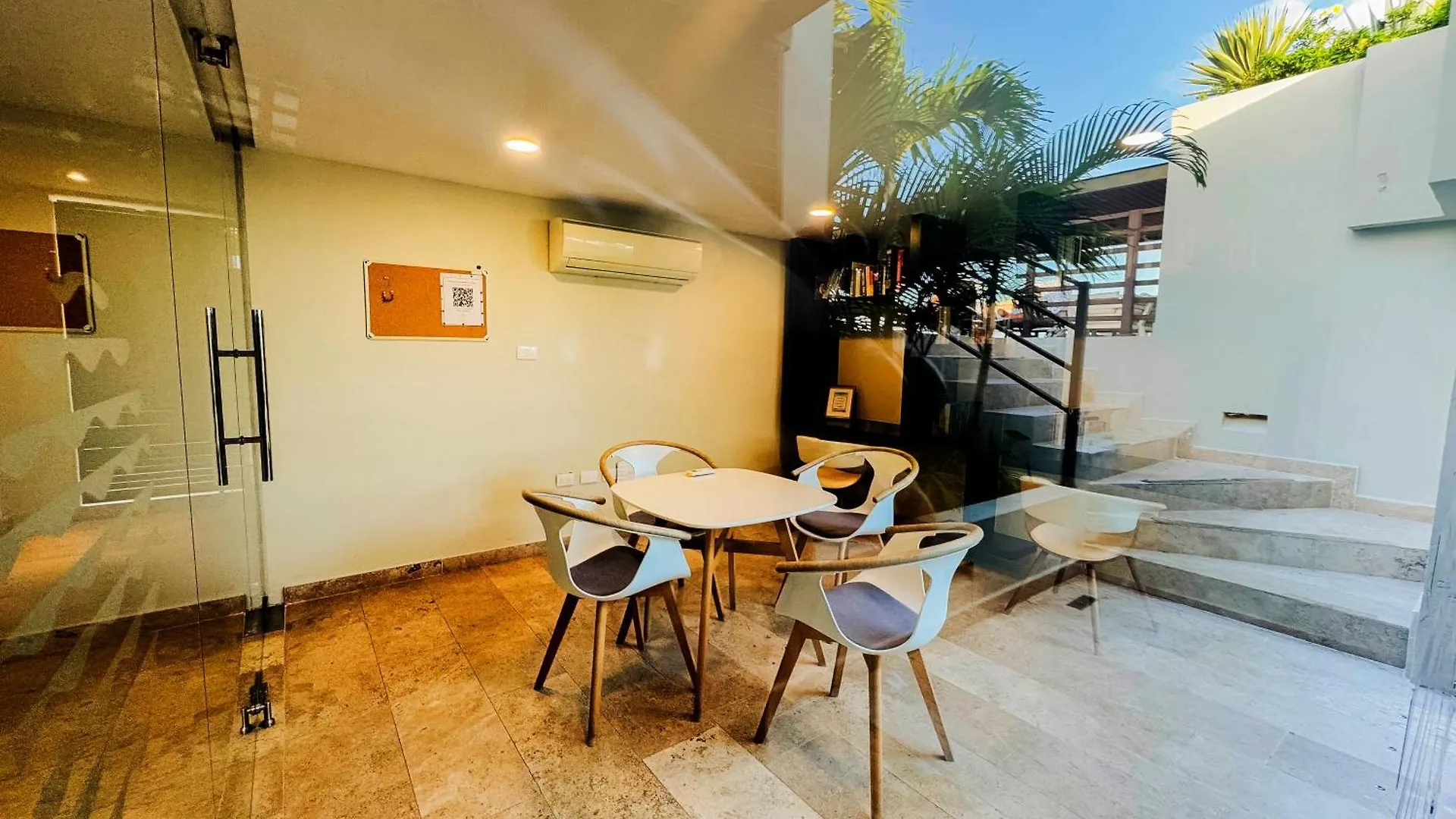 Stylish 2Bed,2Bath-Condo Near Beach - 6 Guests Playa del Carmen Mexico