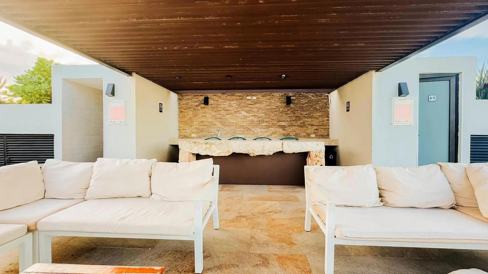 Stylish 2Bed,2Bath-Condo Near Beach - 6 Guests Playa del Carmen 0*,  Mexico